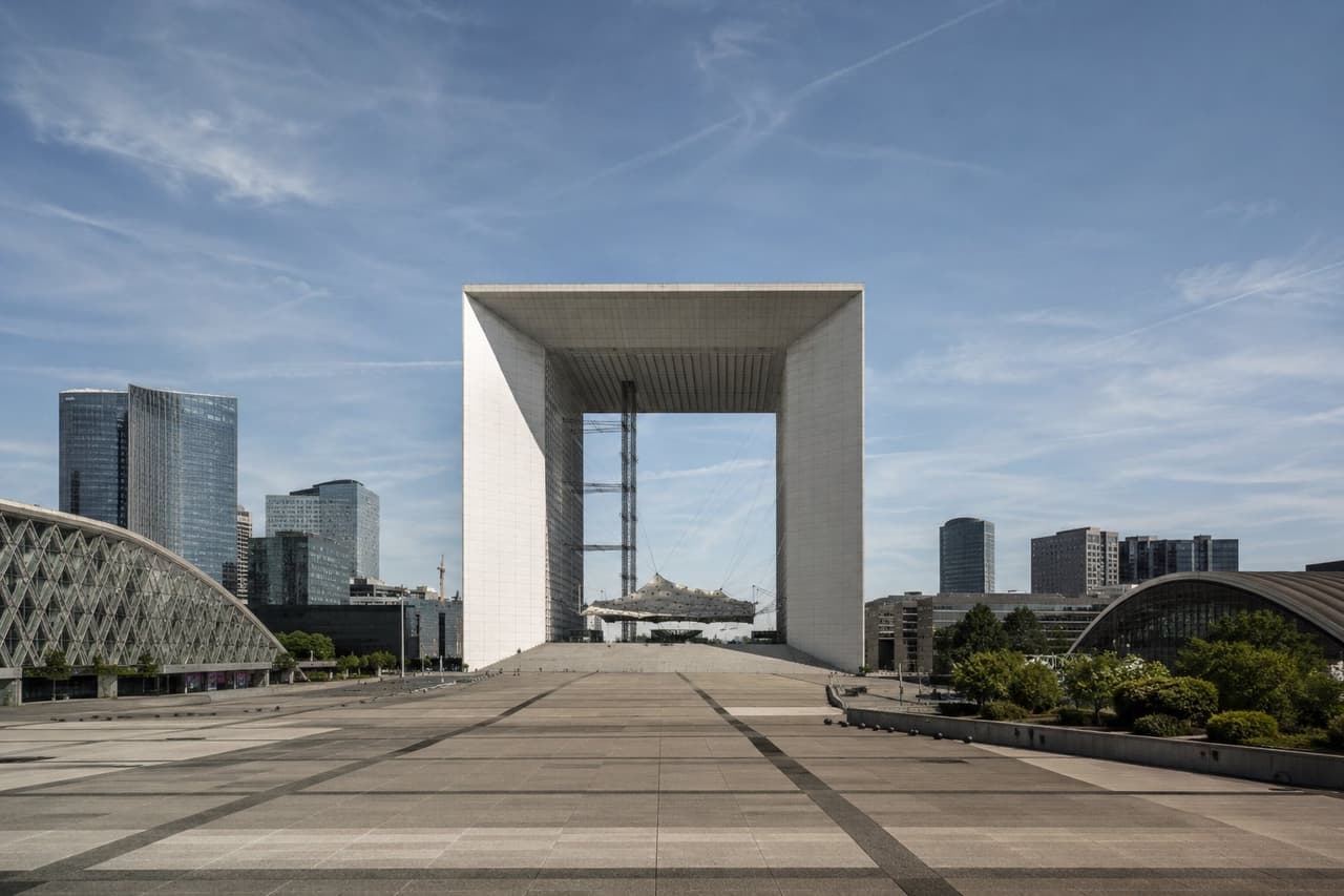 Grande Arche de La Défense, Nanterre — avocat pénaliste